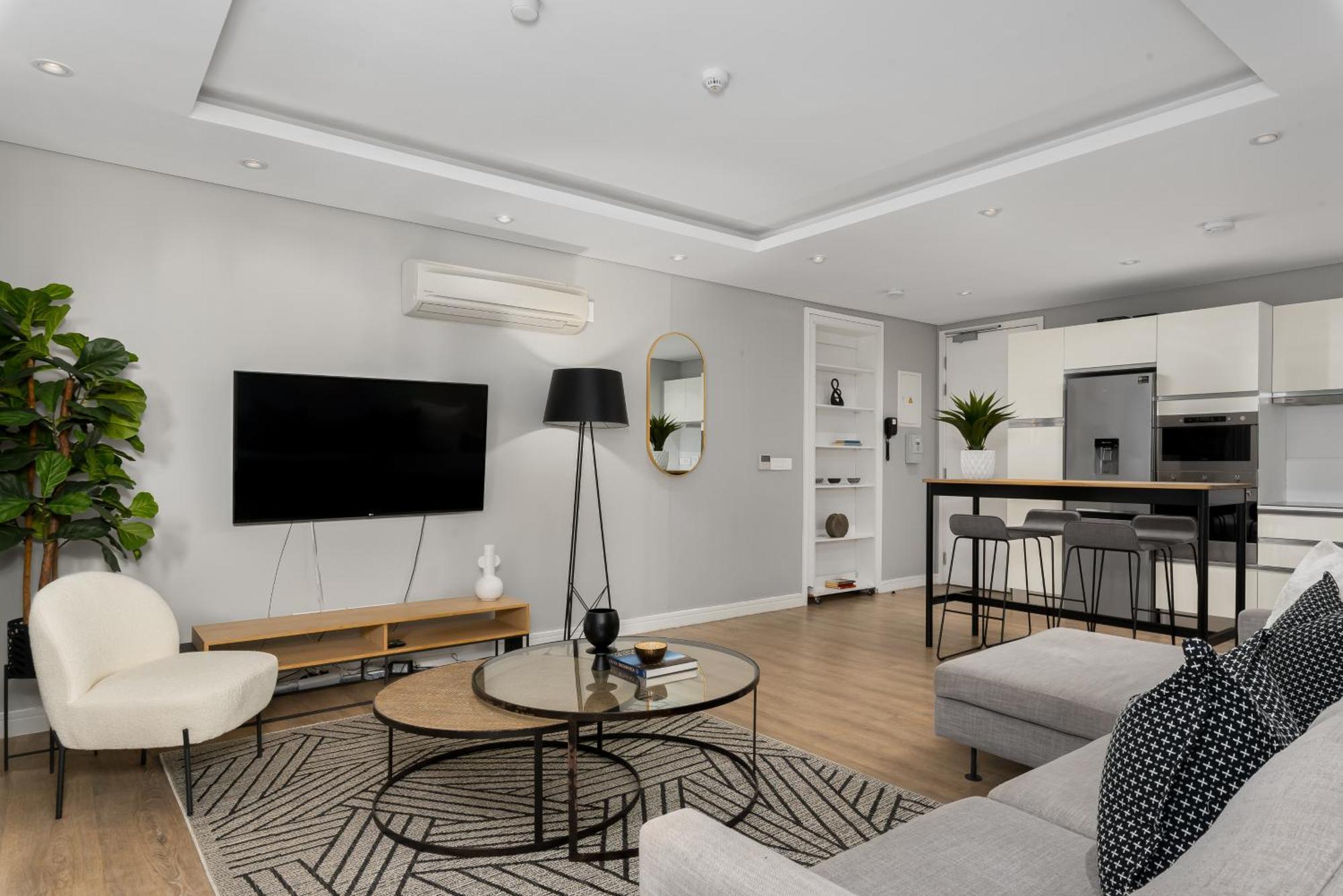 Warwick By Propr Apartment